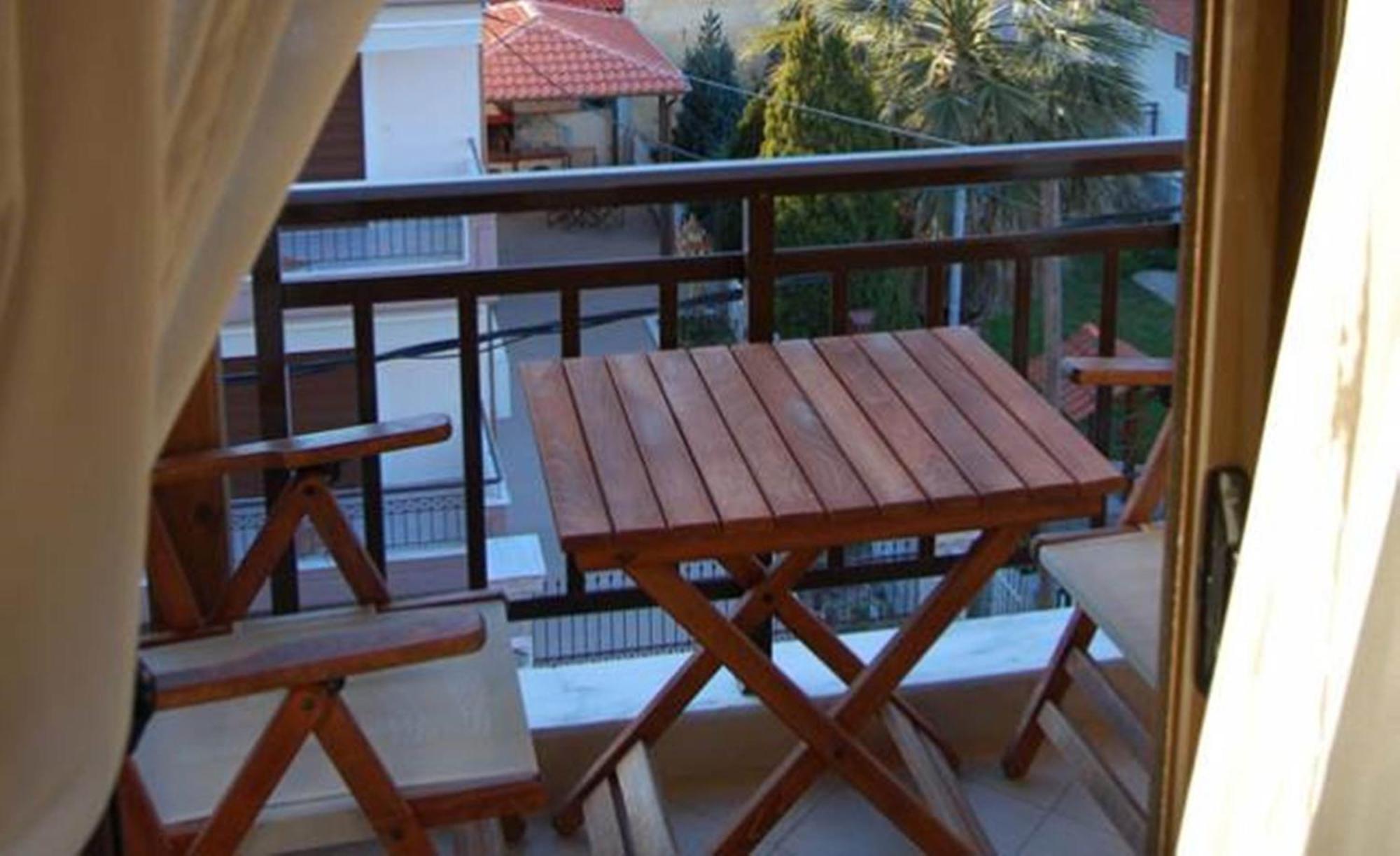 Melachrini Apartments Vrasná エクステリア 写真