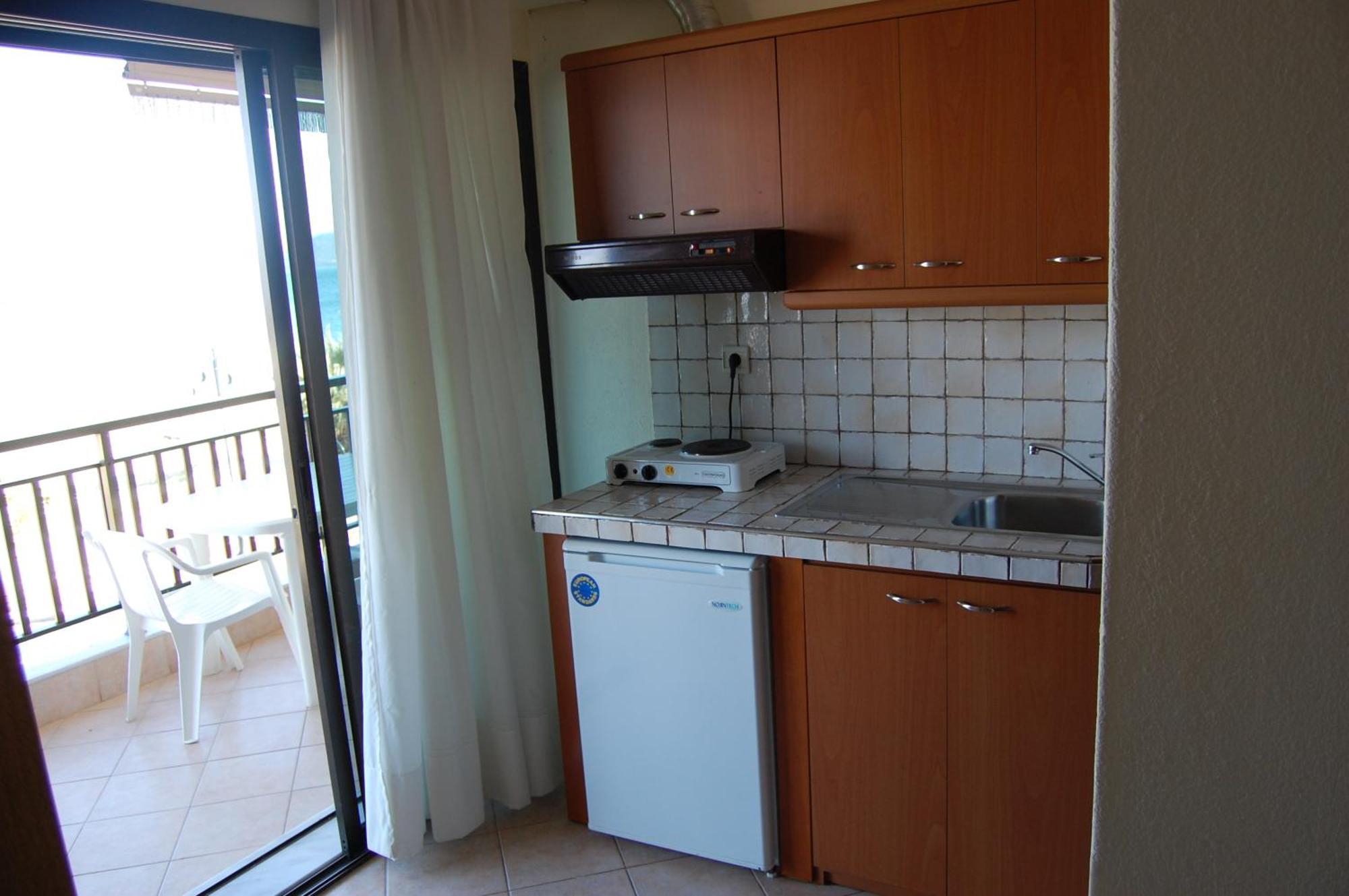 Melachrini Apartments Vrasná エクステリア 写真